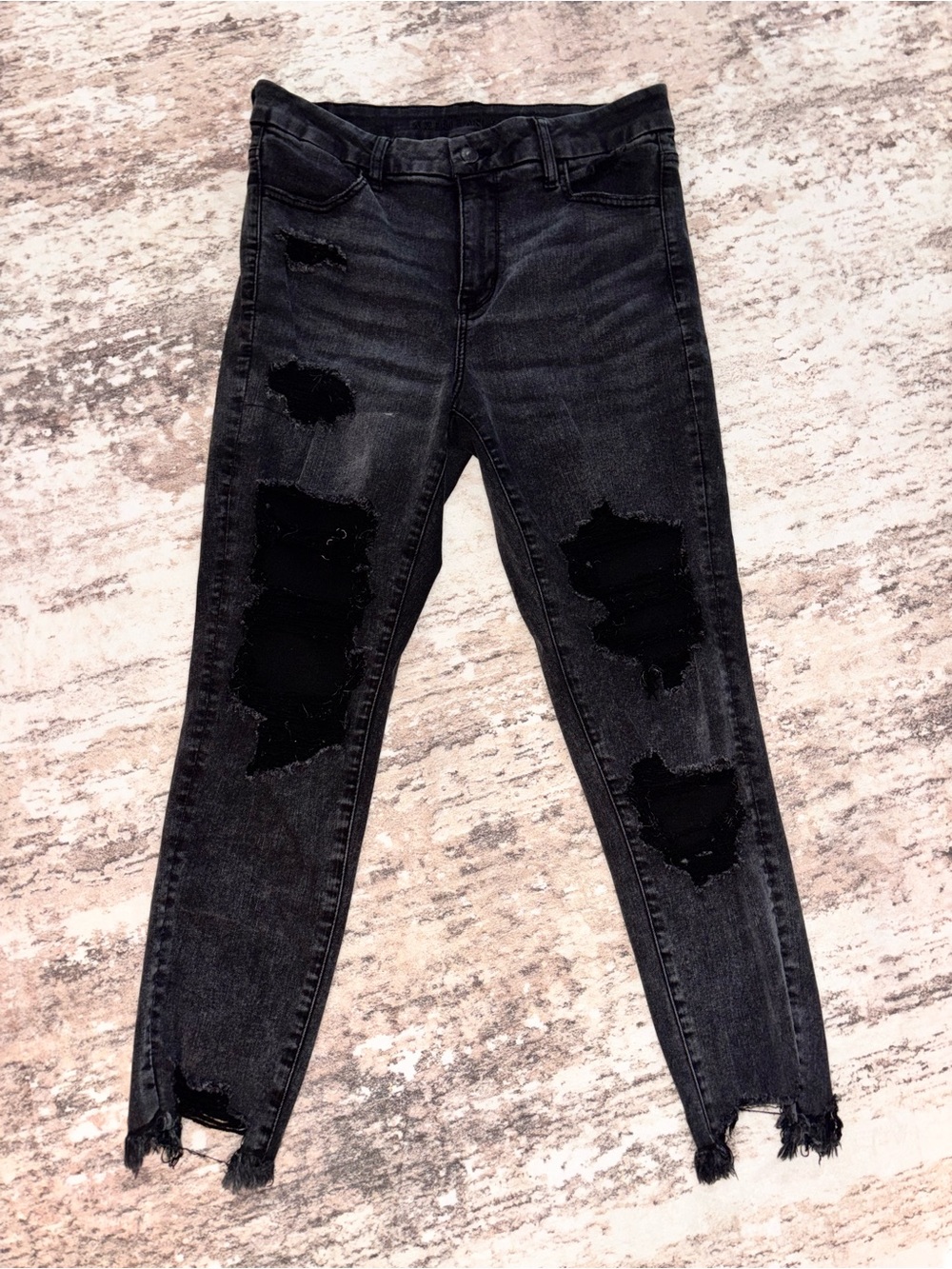 American Eagle Distressed Forever Soft Hi-rise Jegging Crop